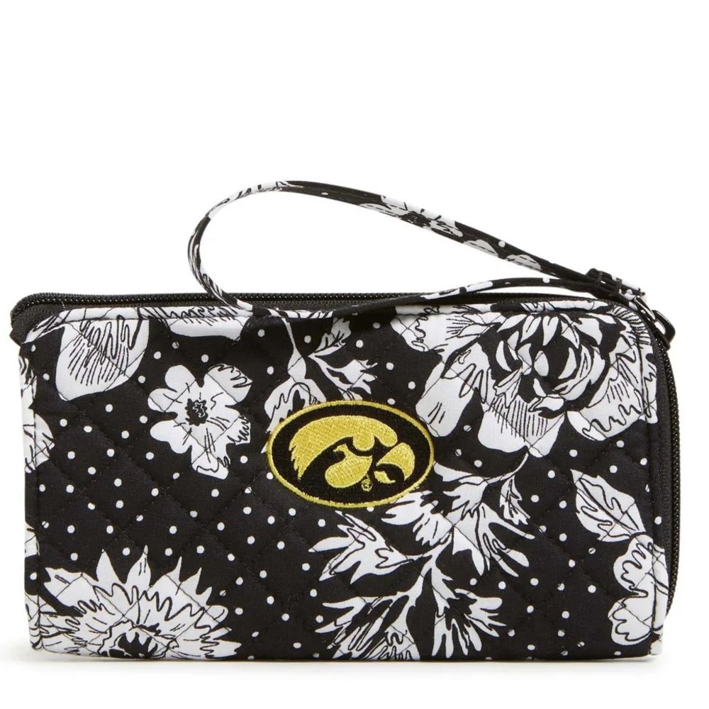 Vera Bradley University of Iowa RFID Front Zip Wristlet - BRAND NEW